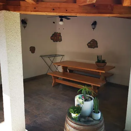 Apartment Apartman Ana